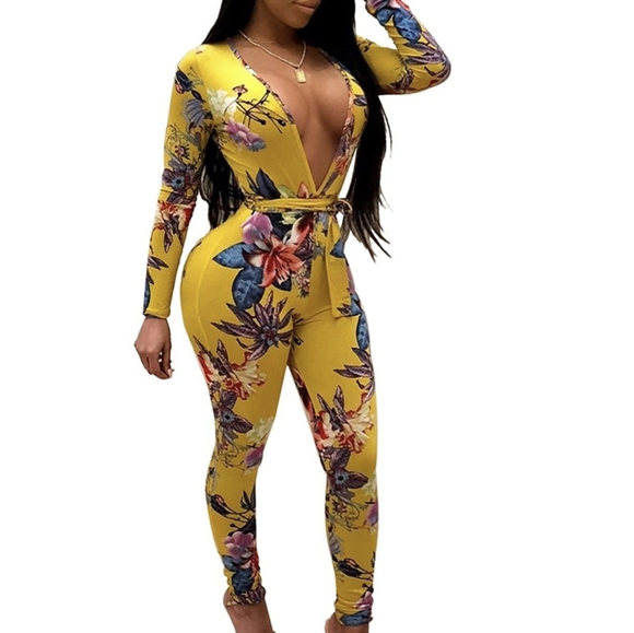 Long Sleeve Deep V-Neck Floral Jumpsuit - Picture 2 of 5